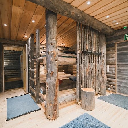 Fell Centre Kiilopaeae, Hotelli Niilanpaeae Saariselkä Zewnętrze zdjęcie