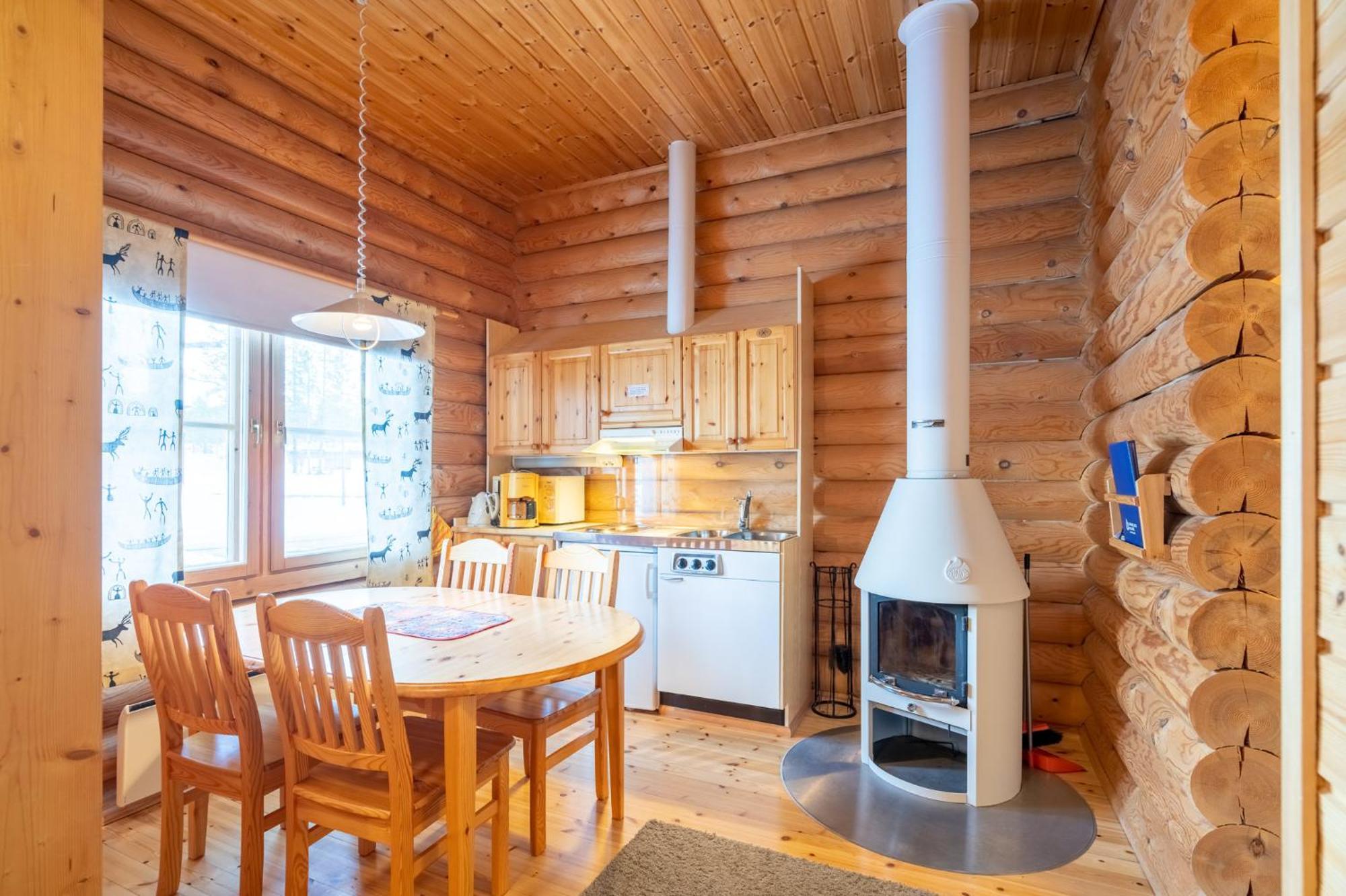 Fell Centre Kiilopaeae, Hotelli Niilanpaeae Saariselkä Zewnętrze zdjęcie