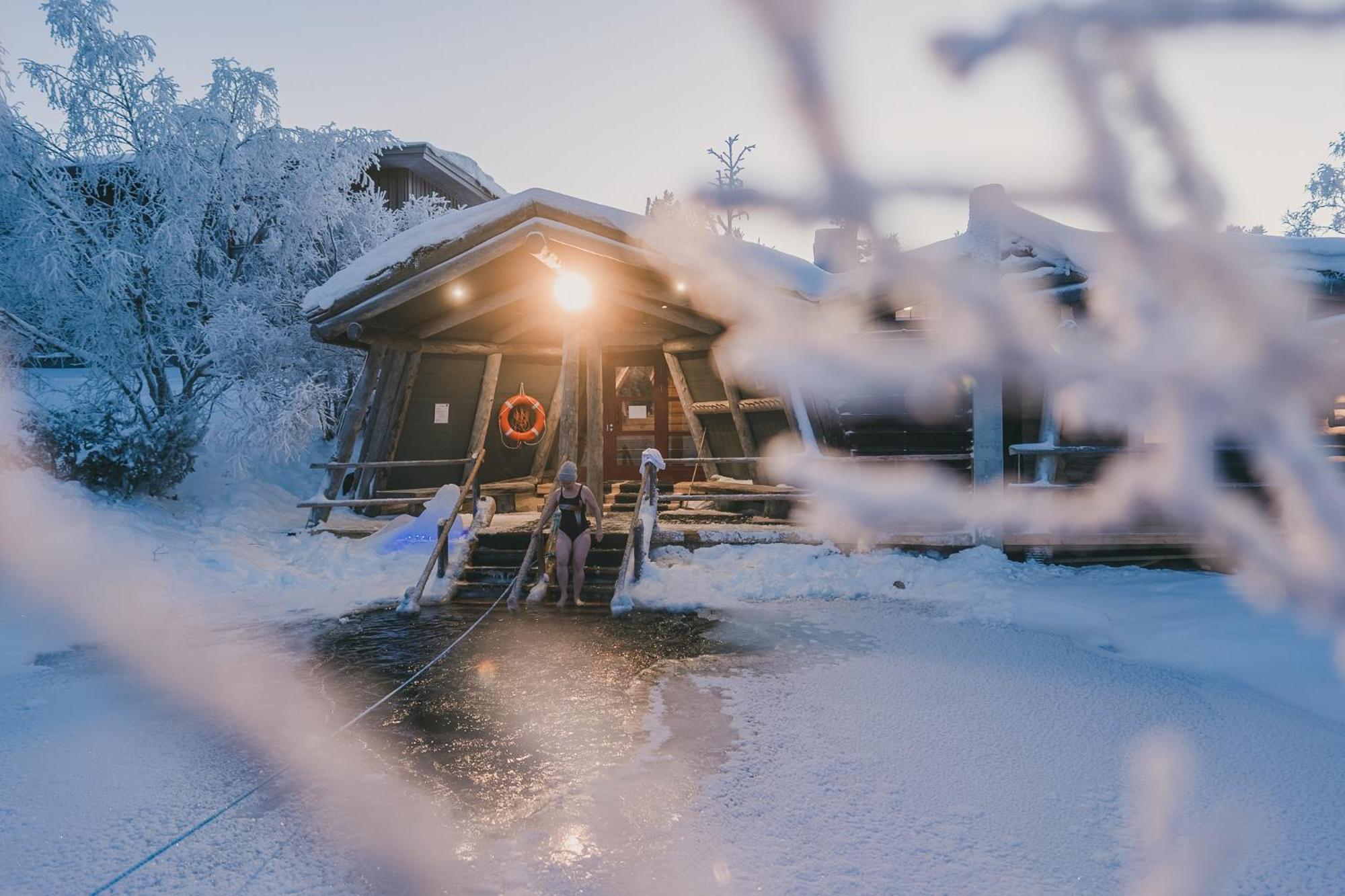 Fell Centre Kiilopaeae, Hotelli Niilanpaeae Saariselkä Zewnętrze zdjęcie